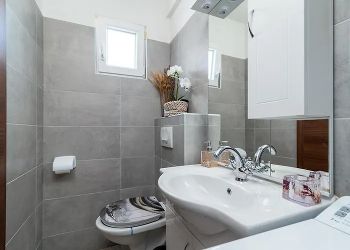 Daire Donadina-dalmatian Heritage House Trogir